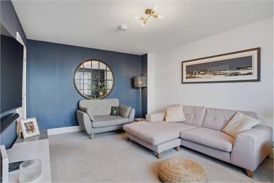 17 Sycamore Drive, , Penicuik, EH26 0FS - image 2