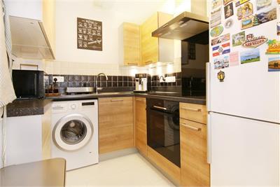 16/7 Waterfront Gait, Granton, Edinburgh, EH5 1EP - image 6