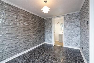 33 Hillpark Rise, , Kilwinning, KA13 6QR - image 8