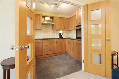 Flat 33, 50 Baberton Avenue, Edinburgh, EH14 5DU - image 11