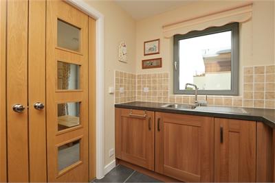 Flat 33, 50 Baberton Avenue, Edinburgh, EH14 5DU - image 16