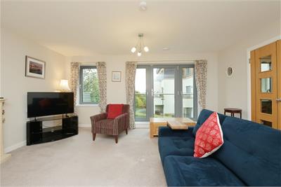 Flat 33, 50 Baberton Avenue, Edinburgh, EH14 5DU - image 4
