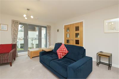 Flat 33, 50 Baberton Avenue, Edinburgh, EH14 5DU - image 6