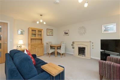 Flat 33, 50 Baberton Avenue, Edinburgh, EH14 5DU - image 7