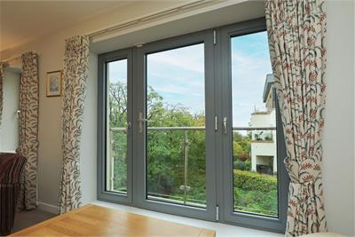 Flat 33, 50 Baberton Avenue, Edinburgh, EH14 5DU - image 10