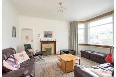 39 Stapeley Avenue, Edinburgh EH7 6QR - image 2