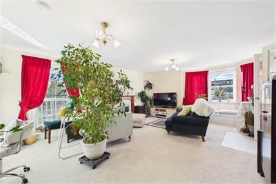 30 Eden Court, Station Road, Cupar, KY15 5US - image 3