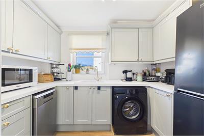 30 Eden Court, Station Road, Cupar, KY15 5US - image 6