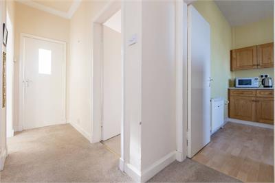 24 Parkgrove Gardens, Clermiston, Edinburgh, EH4 7QL - image 15