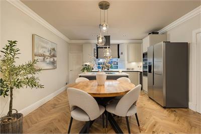 9A Walker Street, West End, Edinburgh, EH3 7JY - image 6