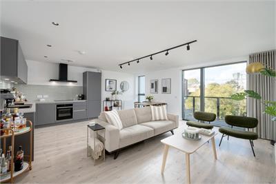 200 (flat 10) Great Junction Street, Leith, Edinburgh, EH6 5LW - image 4