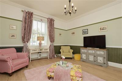 209 Main Street, East Calder, EH53 0EN - image 3