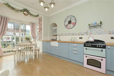 209 Main Street, East Calder, EH53 0EN - image 7