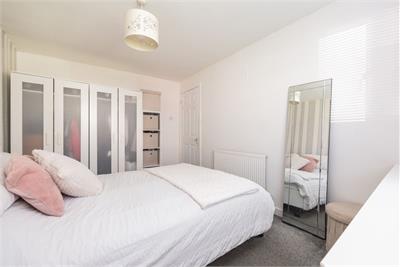 52/1 Dochart Drive, Edinburgh, EH4 7LU - image 15