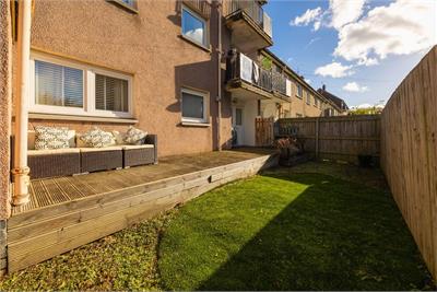 52/1 Dochart Drive, Edinburgh, EH4 7LU - image 18