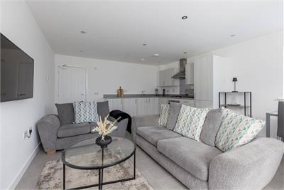 Flat 2, 28 Macginlay Terrace, Edinburgh, EH12 0BQ - image 3