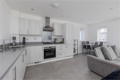 Flat 2, 28 Macginlay Terrace, Edinburgh, EH12 0BQ - image 4