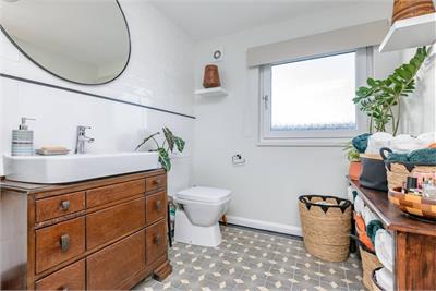 2 Ashville Terrace, Leith Links, Edinburgh, EH6 8DD - image 14