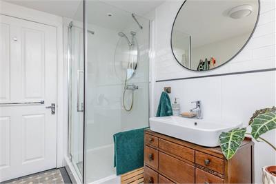 2 Ashville Terrace, Leith Links, Edinburgh, EH6 8DD - image 15