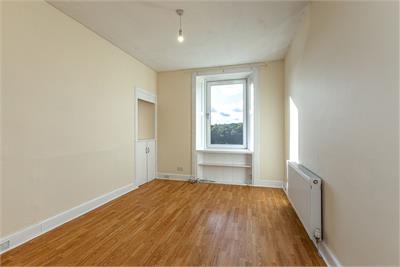 142 Halliburton Place, Galashiels, TD1 2JH - image 3