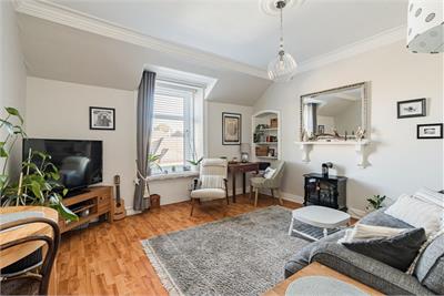 46 Main Street, Kirkliston, EH29 9AA - image 2