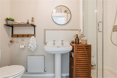 46 Main Street, Kirkliston, EH29 9AA - image 12