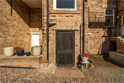 46 Main Street, Kirkliston, EH29 9AA - image 20