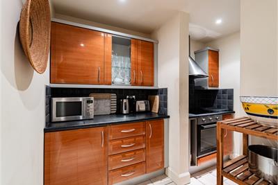 10 GFL Comely Bank Grove, Edinburgh, EH4 1AZ - image 3