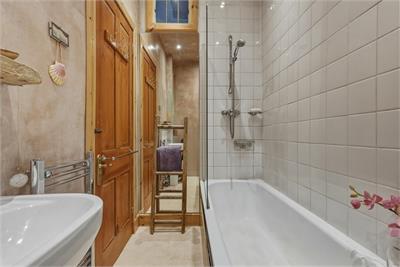 4/5 Pitt Street, Edinburgh, EH6 4BU - image 22