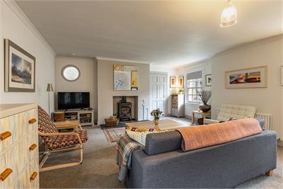 Yew Tree Cottage, Lees Stables, Kelso Road, Coldstream, TD12 4LF - image 4