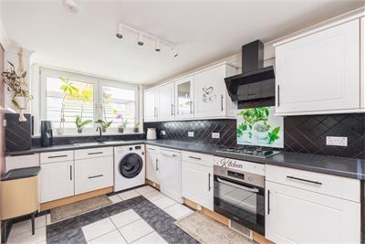 17 Hyvot Green, Edinburgh, EH17 8PJ - image 4
