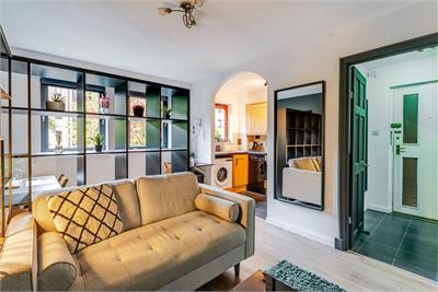 3/4 Coxfield, Gorgie, Edinburgh, EH11 2SY - image 5