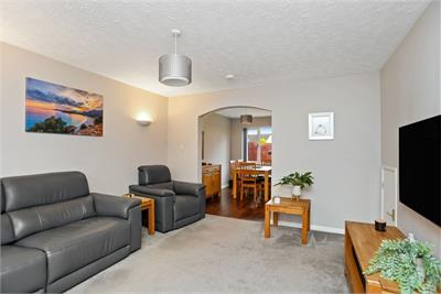 24 Gilberstoun Loan, Edinburgh, EH15 2RQ - image 3