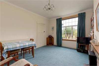 25 Thorburn Road, Edinburgh, EH13 0BH - image 5