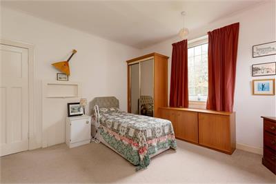25 Thorburn Road, Edinburgh, EH13 0BH - image 10
