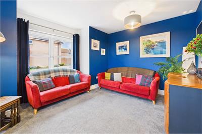 4 Comrie Avenue, Dunbar, EH42 1ZN - image 2