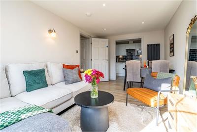 105/7 Grove Street, Edinburgh, EH3 8AB - image 3