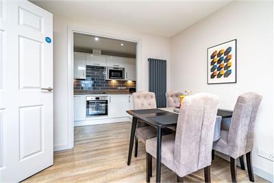 105/7 Grove Street, Edinburgh, EH3 8AB - image 4
