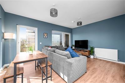 2/6 Glenalmond Place, Sighthill, Edinburgh, EH11 4FF - image 3