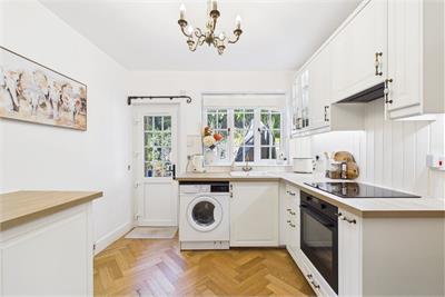 28 Ellen's Glen Loan, Liberton, Edinburgh, EH17 7QN - image 9