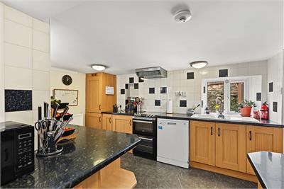98 West King Street, , Helensburgh, G84 8EG - image 7
