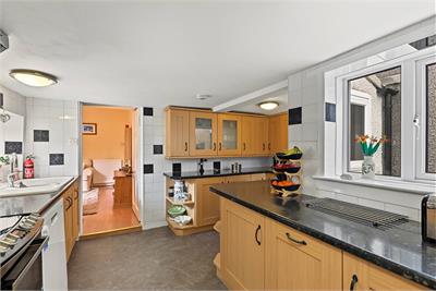 98 West King Street, , Helensburgh, G84 8EG - image 10