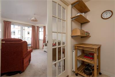 2/4 Sinclair Gardens, Shandon, Edinburgh, EH11 1UU - image 12