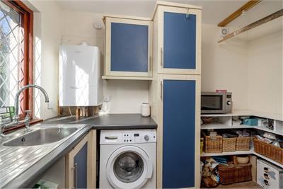 3 Craiglockhart Avenue, Edinburgh, EH14 1DQ - image 11