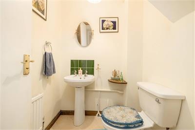 3 Craiglockhart Avenue, Edinburgh, EH14 1DQ - image 15