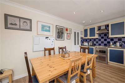 3 Craiglockhart Avenue, Edinburgh, EH14 1DQ - image 10