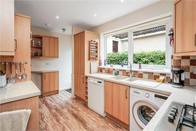 8 Charteris Court, Longniddry, EH32 0NU - image 6