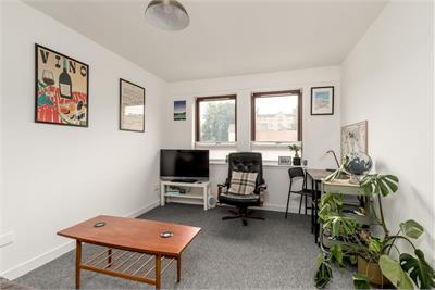 36/8 Craighouse Gardens, Edinburgh, EH10 5TY - image 3