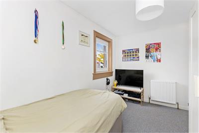 88 North Bughtlinside, East Craigs, EH12 8YB - image 12