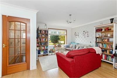 9 Murieston Valley, Murieston, Livingston, EH54 9HB - image 2
